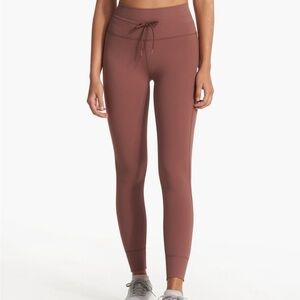 Vuori Daily Leggings • Hazelnut